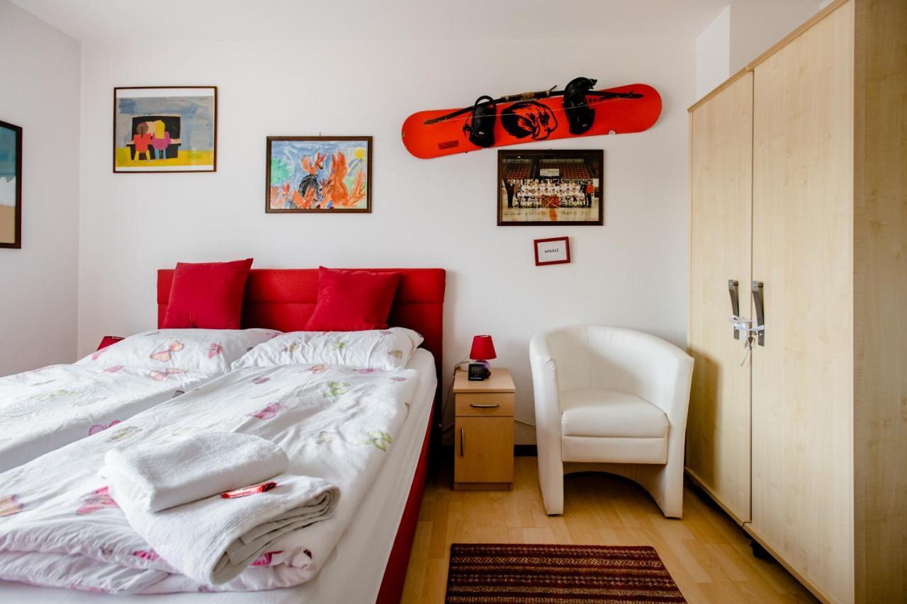 Ruhige Zimmer Im Gruenen Berlin Exteriör bild